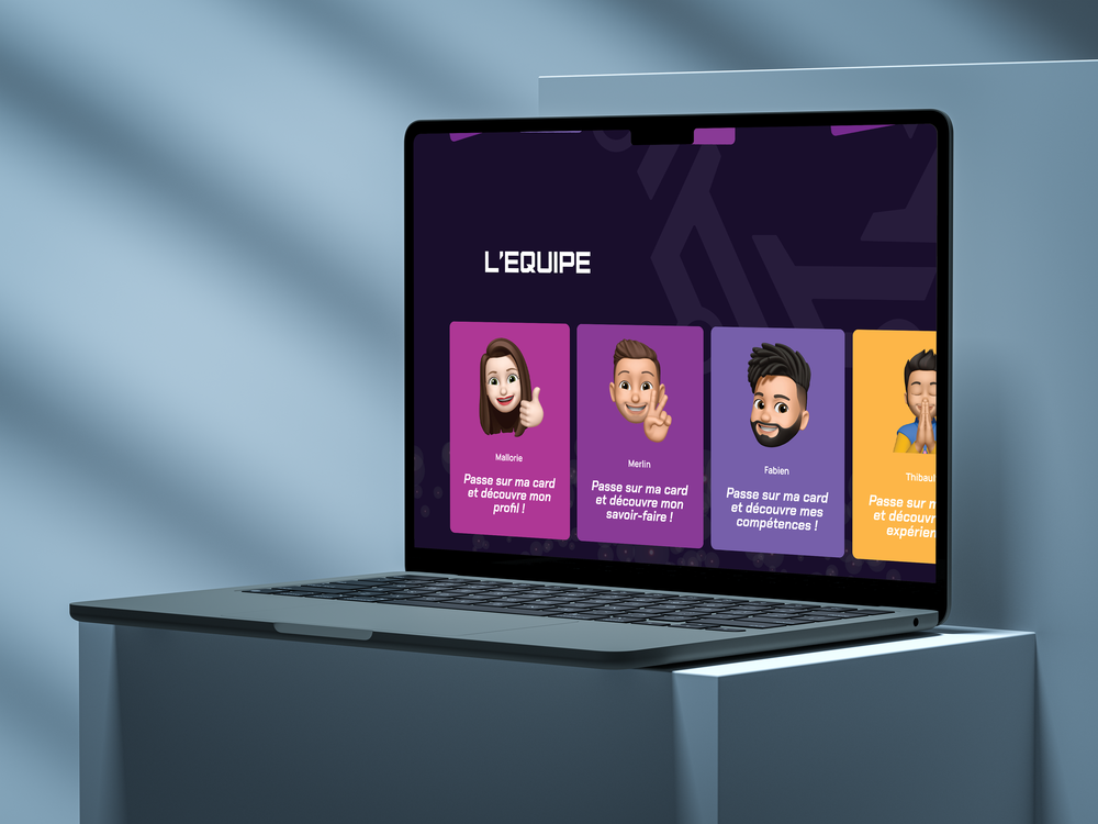 Spyrals — section équipe du site affichée sur un ordinateur portable