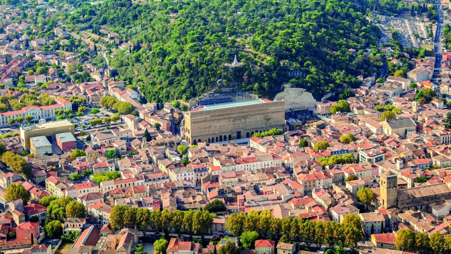 Ville d'Orange — vue aérienne du centre-ville